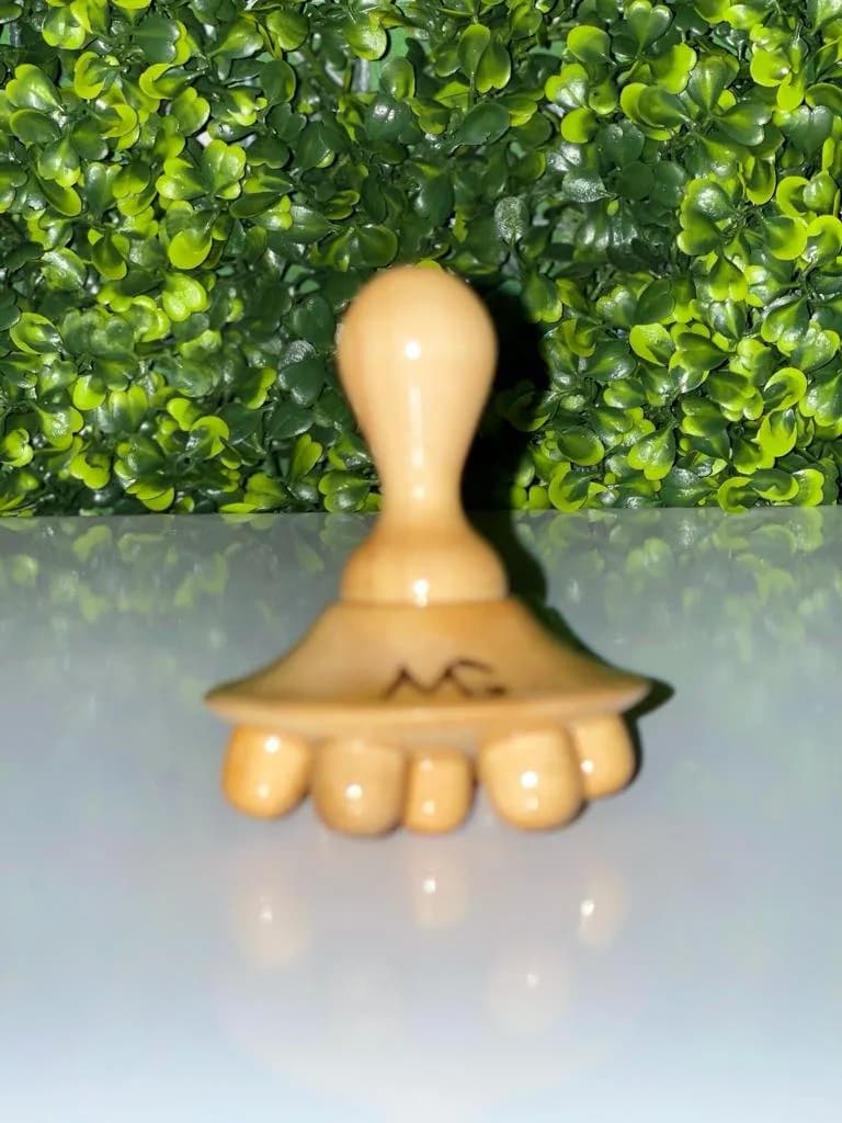Facial Knuckle Massager